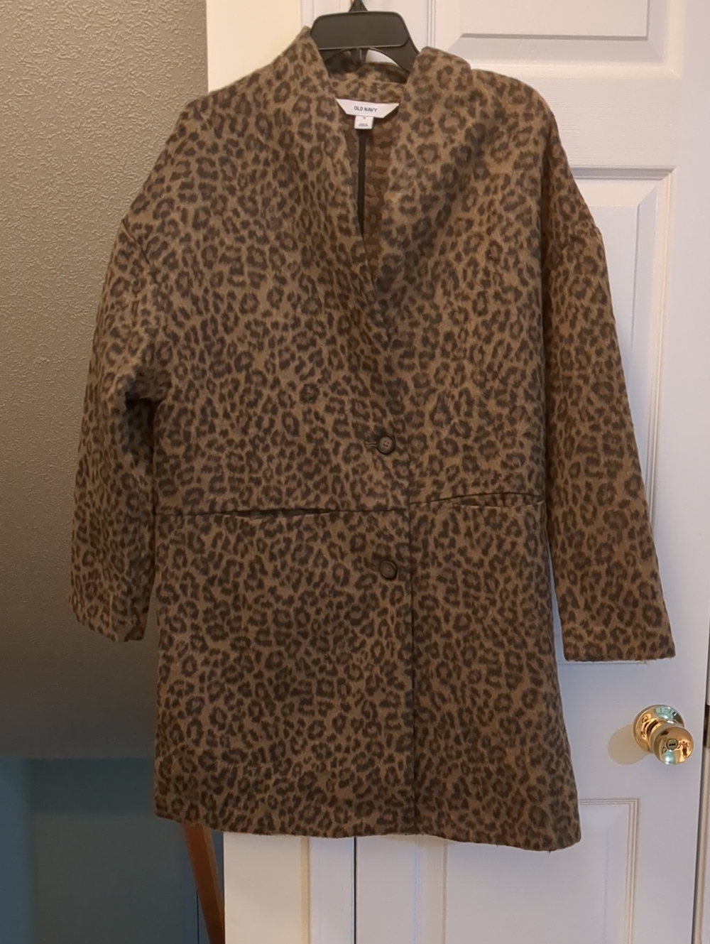 Old Navy Leopard-Print Coat in Brown and Black